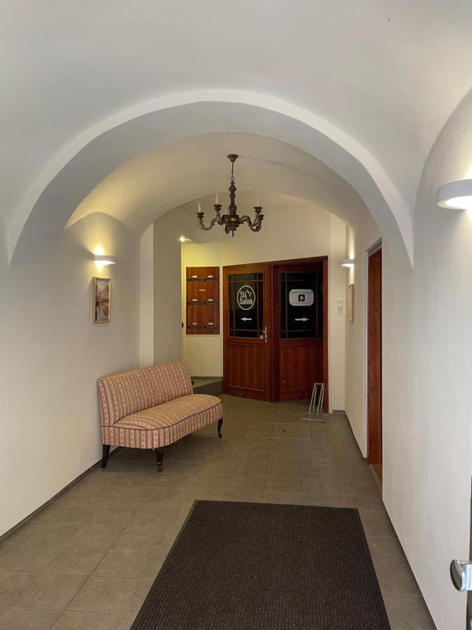 Appartamento Charlie Cheb Esterno foto